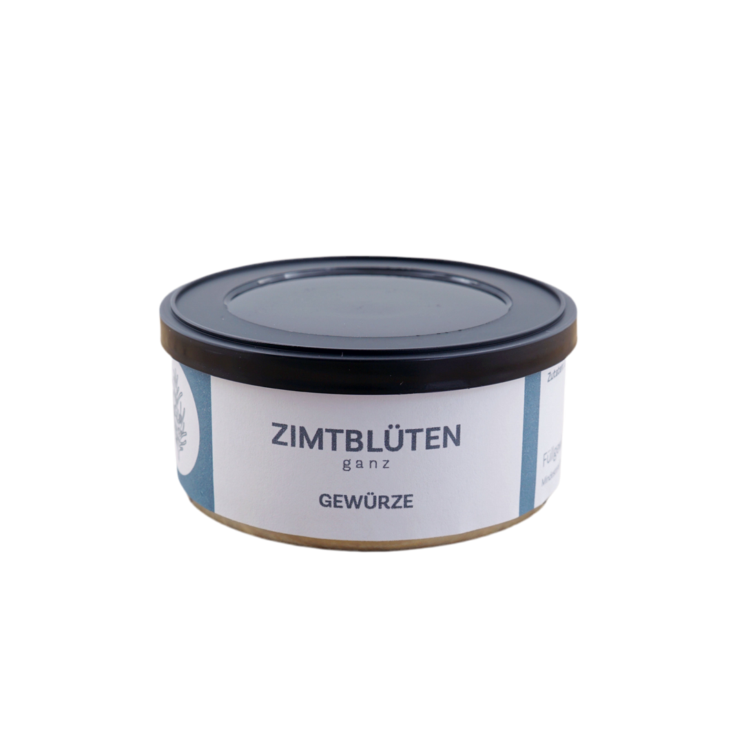 Zimtblüte ganz
