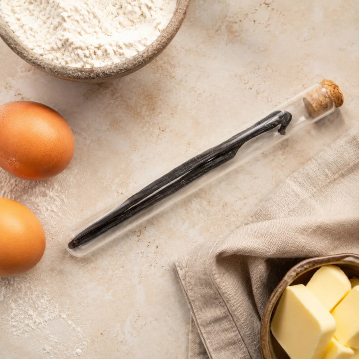 Jungermann Gourmet Bourbon Vanilleschoten mit Mehl, Eiern und Butter