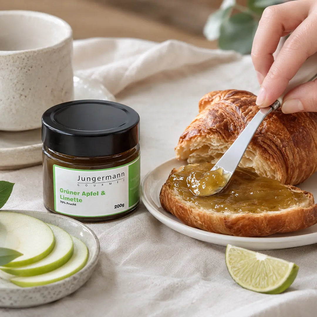 Croissant mit Apfel-Limetten Aufstrich von Jungermann Gourmet