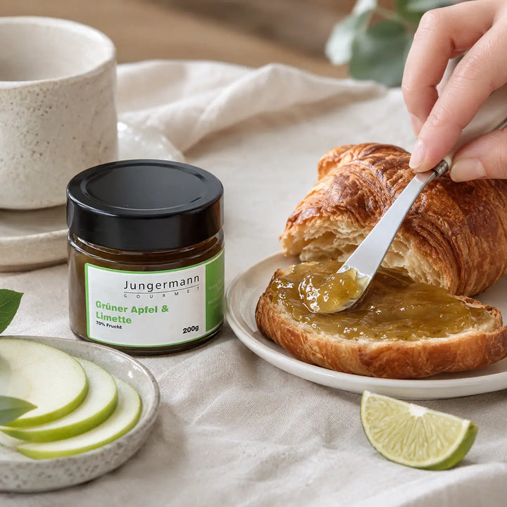 Croissant mit Apfel-Limetten Aufstrich von Jungermann Gourmet