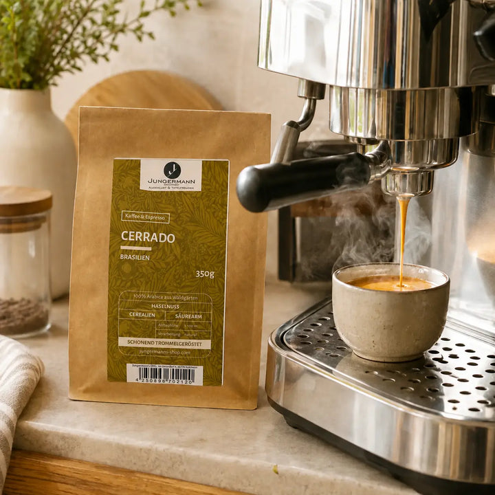 Cerrado Kaffee von Jungermann Gourmet bei der Espressoextraktion mit feiner Crema