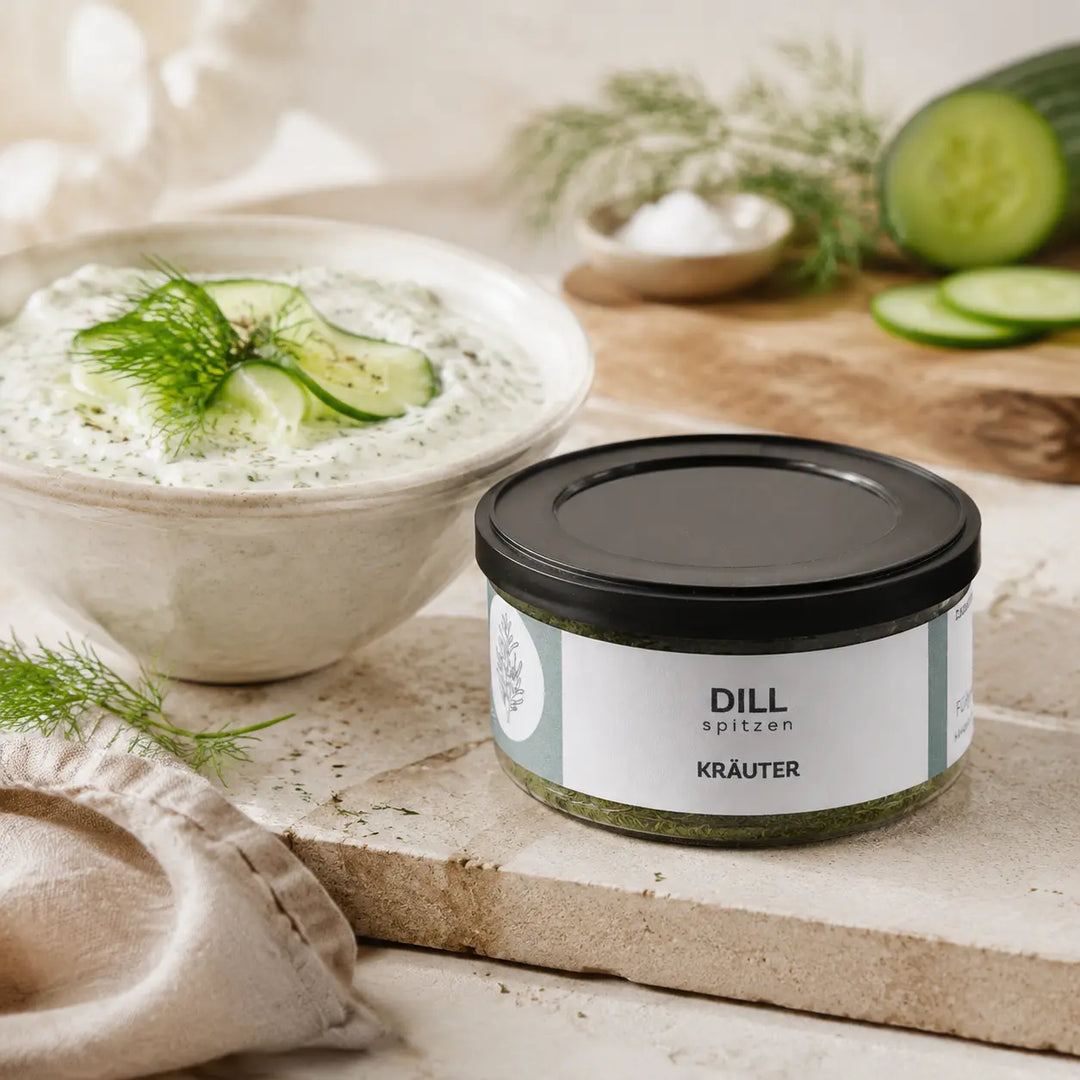 Dillspitzen von Jungermann Gourmet zu cremigem Gurken-Dill-Dip