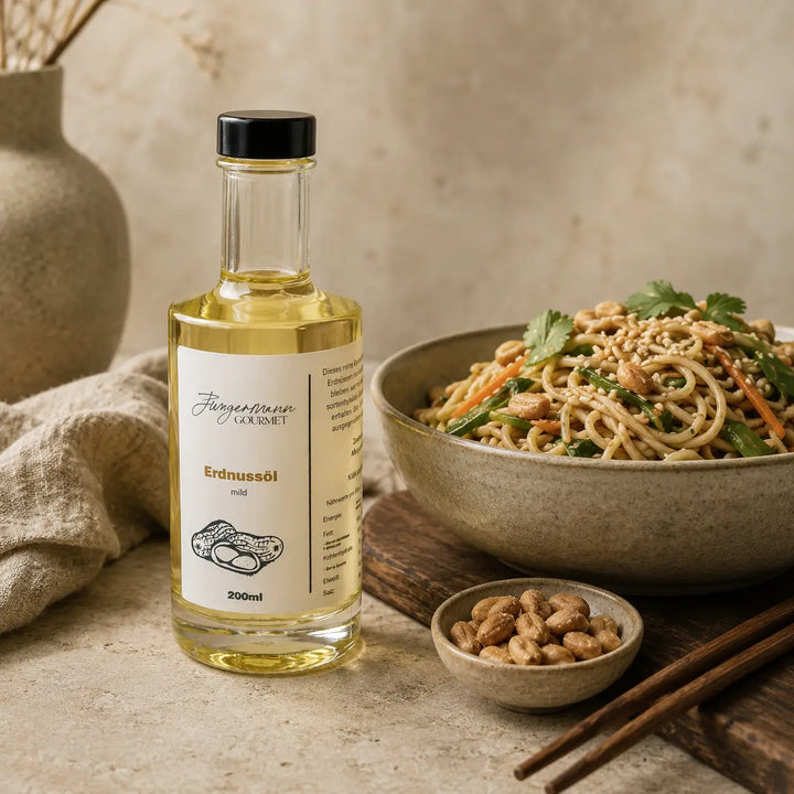 Erdnussöl von Jungermann Gourmet zu asiatischen Gemüse-Nudeln mit Erdnüssen