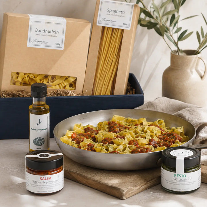 Für Pastaliebhaber von Jungermann Gourmet – Bandnudeln mit Salsa, Pesto und weißem Trüffelöl