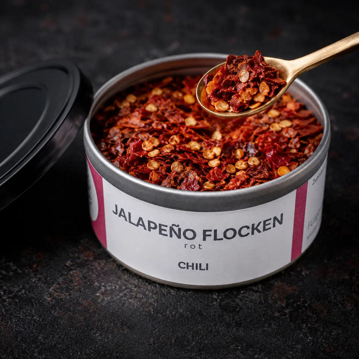 Rote Jalapenoflocken – grobe getrocknete Chiliflocken im Detail