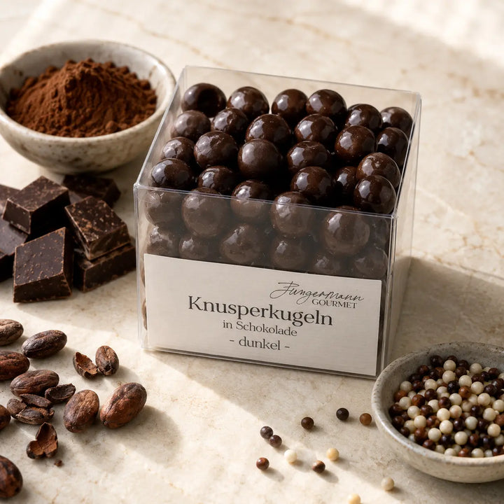 Dunkle Knusperkugeln mit dunkler Schokolade, Kakao und knusprigen Cerealien