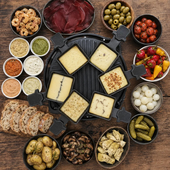 Jungermann Gourmet Raclette-Box für zwei mit sieben Käsesorten, Beilagen und Dips
