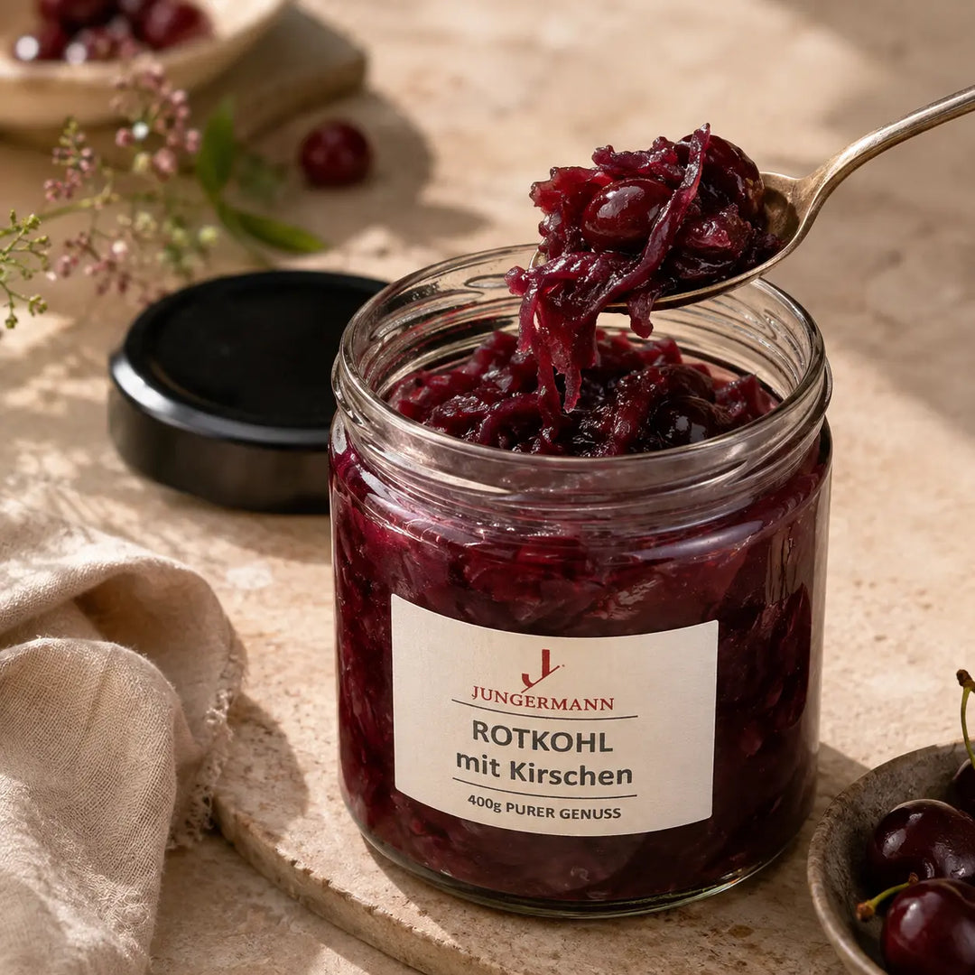 Rotkohl mit Kirschen von Jungermann Gourmet – saftige Textur auf dem Löffel