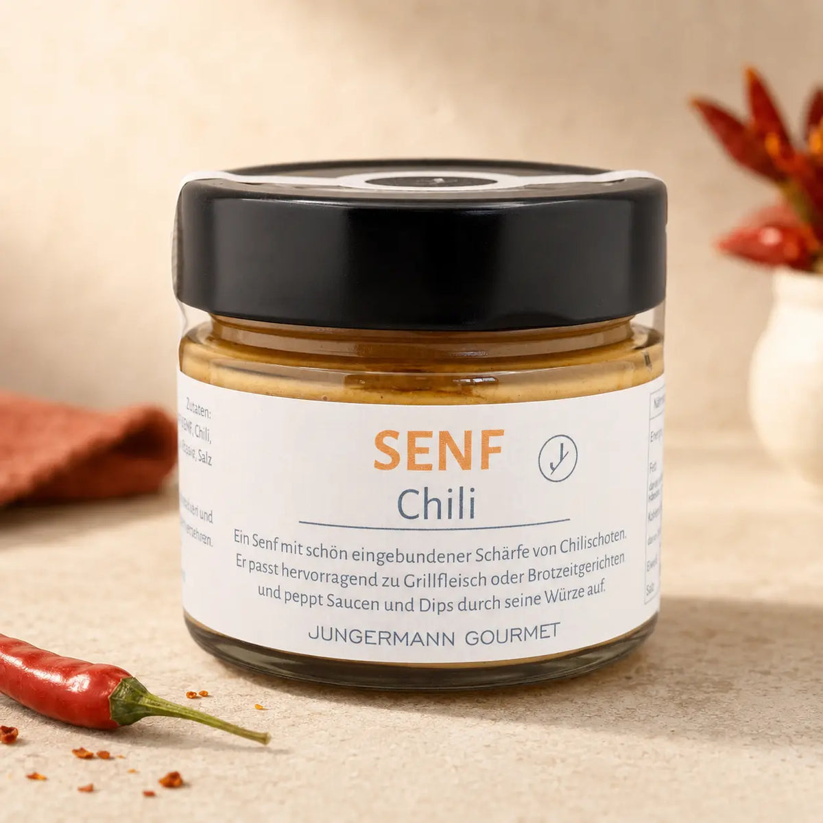 Jungermann Gourmet Senf mit Chili im Glas – Premium Packshot