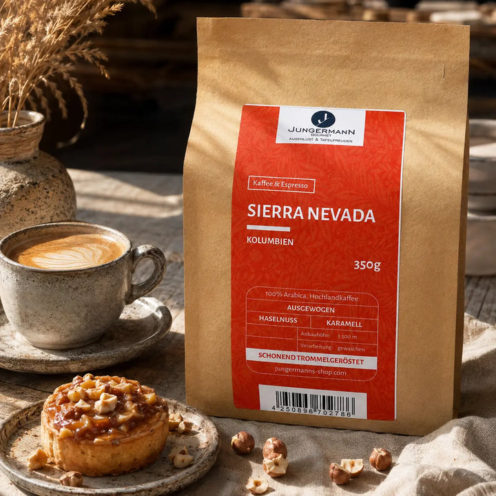 Sierra Nevada Kaffee mit Cappuccino und Haselnuss-Karamell-Gebäck