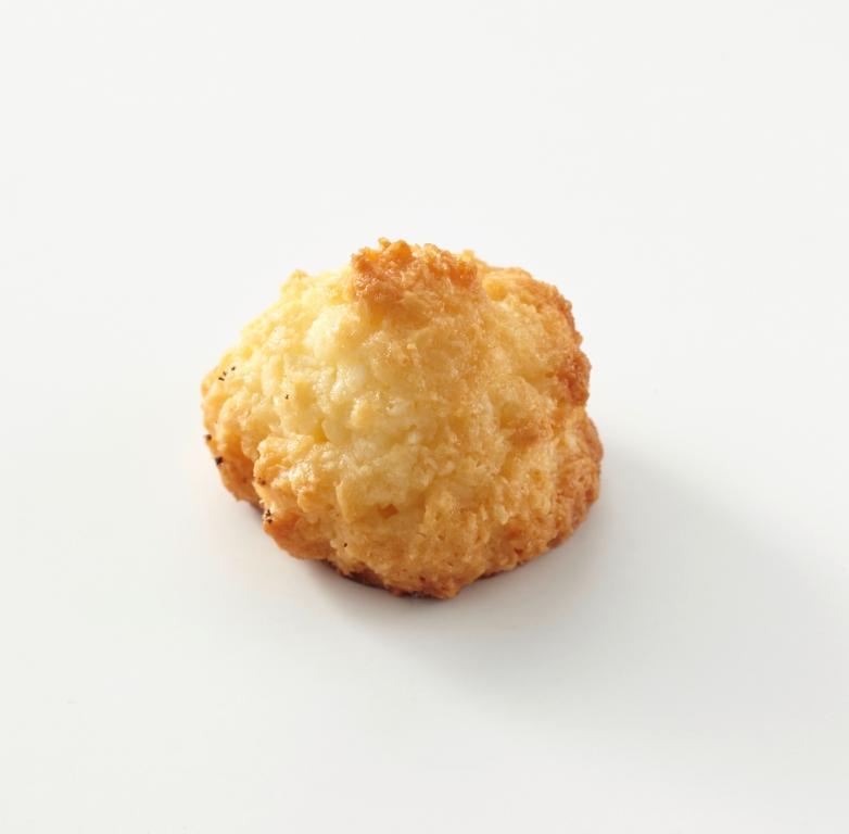 Kokosmakronen von Jungermann Gourmet – Originalaufnahme des Gebäcks mit sichtbarer Form und Oberfläche.