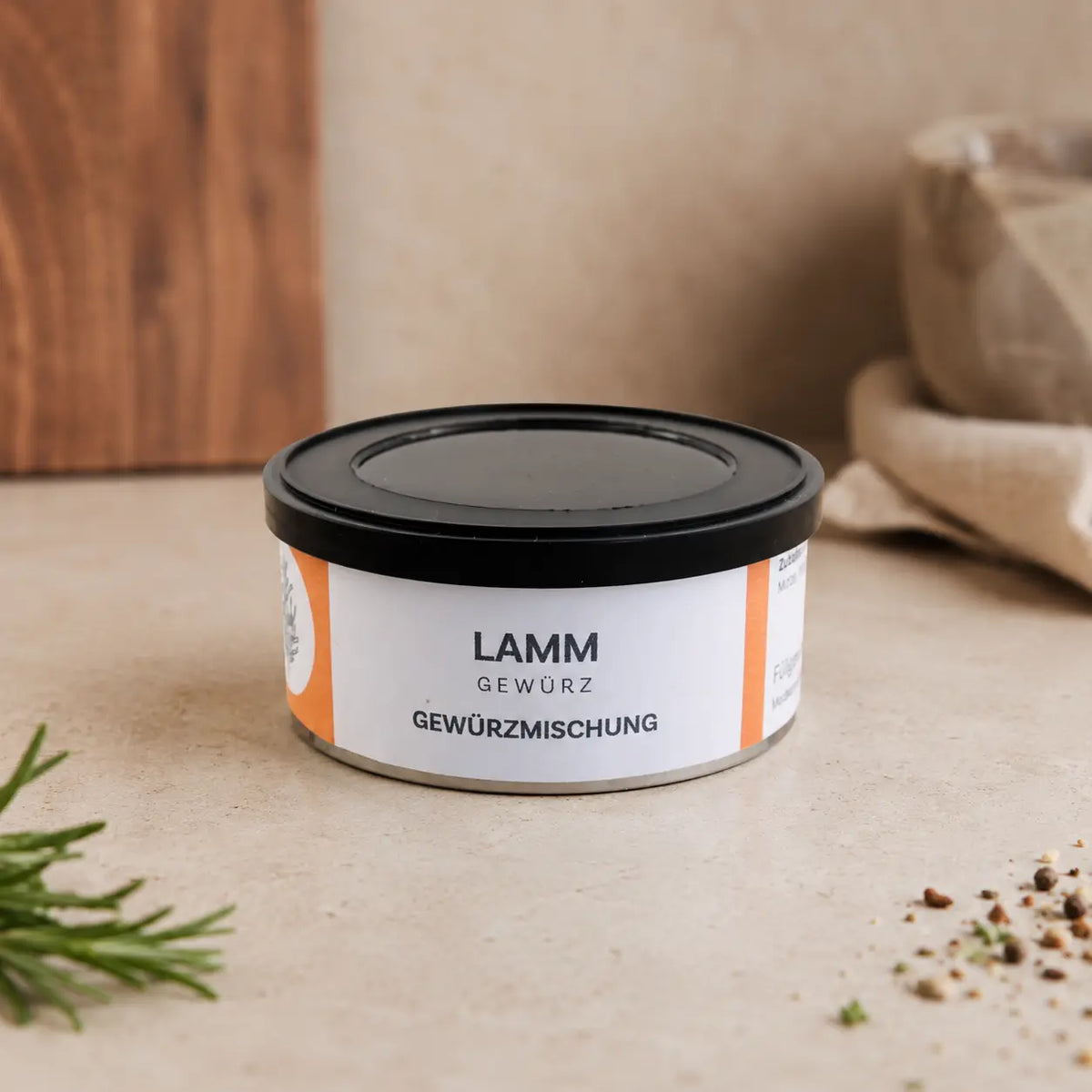Lammgewürz von Jungermann Gourmet in der originalen flachen Gewürzdose