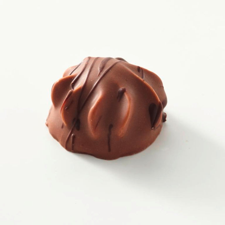 Nougatsterne von Jungermann Gourmet – Originalaufnahme des Gebäcks mit sichtbarer Form und Oberfläche.