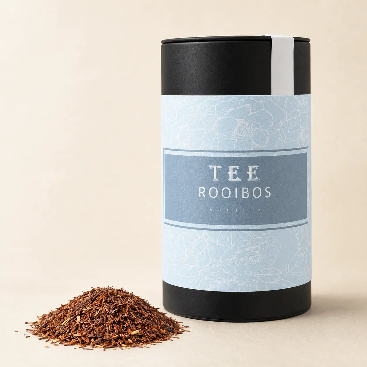 Rooibos Vanille Tee Dose mit losem kupferrotem Rooibos auf hellem Hintergrund