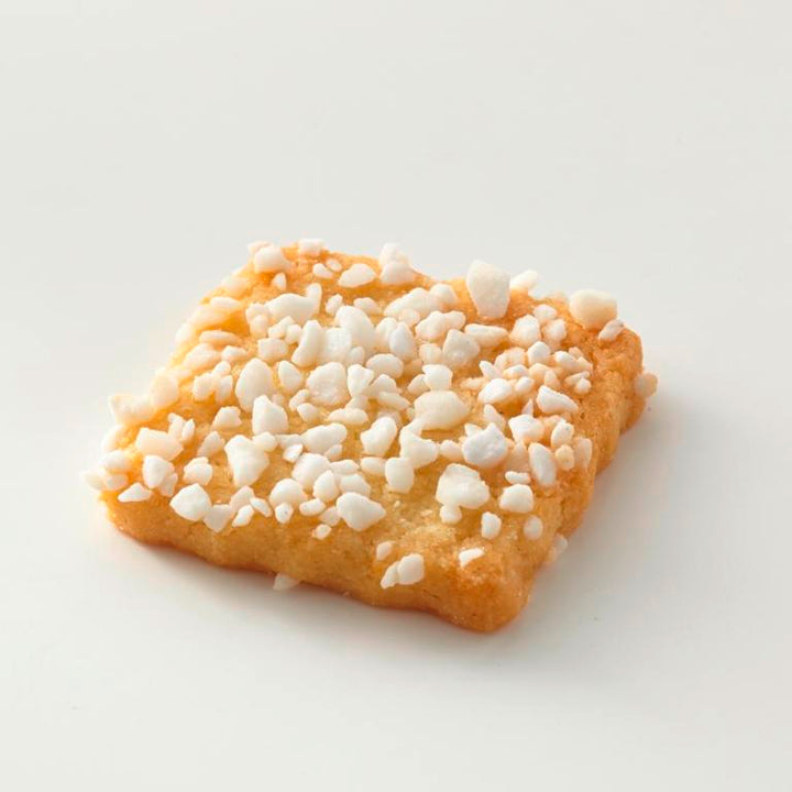 Butterkeks mit Hagelzucker von Jungermann Gourmet – Originalaufnahme des Gebäcks mit sichtbarer Form und Oberfläche.